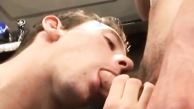 Essex lad takes cock in ass and mouth at the same time