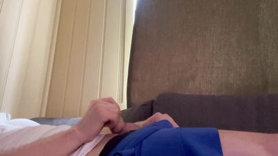 Jerk off in the afternoon!!