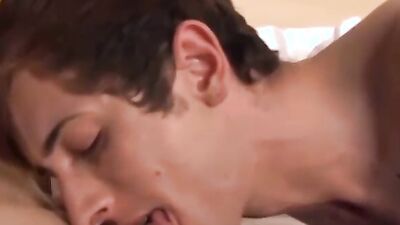 Skinny Euro twinks make wild love