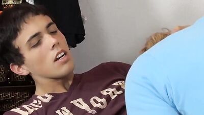 Twinks cum together after an amazing sex