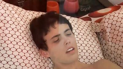 Twinks cum together after an amazing sex