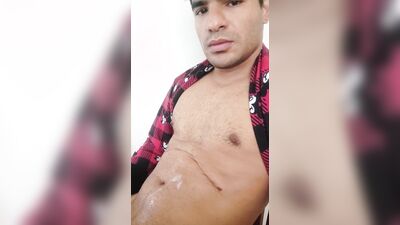corrida sobre mi abdomen
