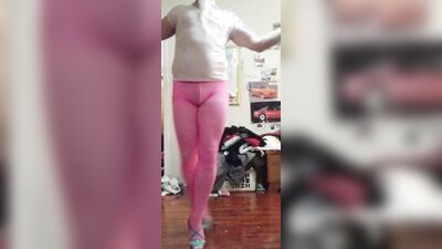 A few outfits for you to peruse, A duck needs to wim like my feet need stripper shoes. A stocking or two for legs to feel warm.