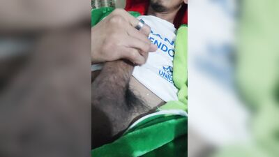 YOUNG GUY WITH GOOD COCK ENDS UP MASTURBATING VERY EXCITING
