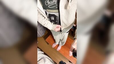 paid by subscriber, guy masturbates and cums on feet