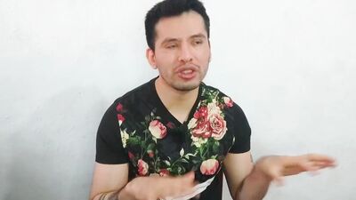 Maestro de zumba dotado de 20cm me mete su vergota y al final yo le meto mi dildo de 23cm! Relato