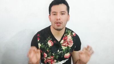 Maestro de zumba dotado de 20cm me mete su vergota y al final yo le meto mi dildo de 23cm! Relato