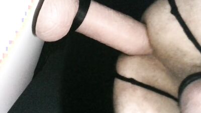 Huge Toy strecthing me