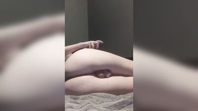 Femboy tries to have a sissygasm for the first time part 1