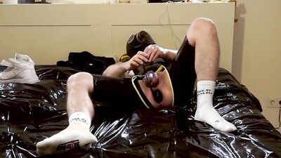 Playing myself with an inflatable plug while securly locked in chastity