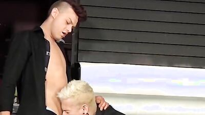 Tattooed blond homo cums after a hard ass pounding