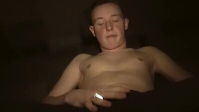 Euro twinks Skyler Dallon and Sean Taylor anal fuck outdoors