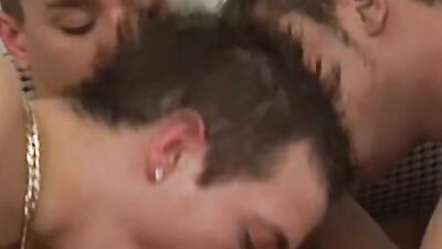Amateur twinks have gorgeous ass plowing session together
