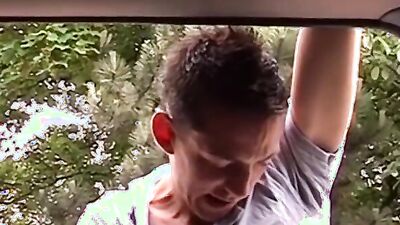 Threesome for amateur and very horny ks in moving van