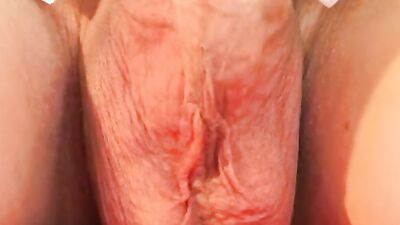 str8 salesman gets shaked his huge cock