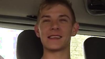 Amateur picked up twink banged in a threesome in a van