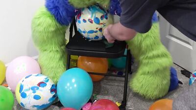 Murrsuit Looner Balloon Bouncing Video W/ Popping