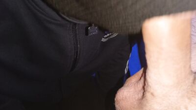 Straight guy sucks a big dick and eats cum !