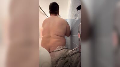 Voyeur shower cam