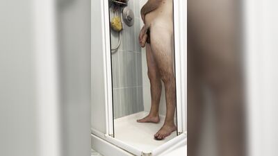 Herrytheking shaves his dick in the shower and then jerks off and cums