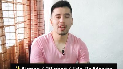 Muscular man sucks my 19cm cock at the cinema! sexual story