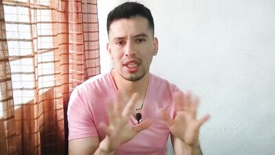 Muscular man sucks my 19cm cock at the cinema! sexual story