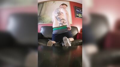 40-year-old Gym Dude Strip Tease