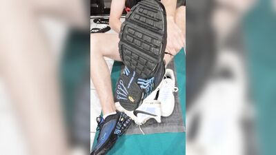 Teen jerks off on his Nike shoes