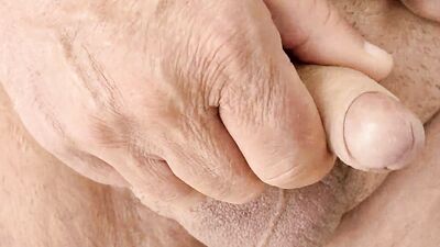 Masturbation with final cumshot