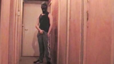 107 french gay fucked b ystraight boy in discret basement withtou face