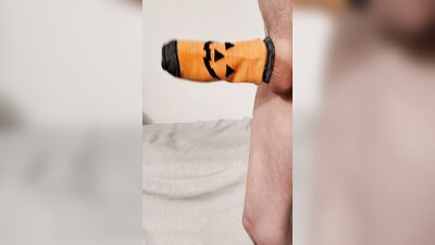 Trick or treat sock edition