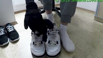 Unpacking and fun with Friends Jordan 4 and worn socks