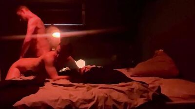 We like to fuck, bare