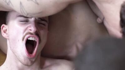 Beau Reed, Collin Lust, Markus Kage & Ryan Jacobs fuck in 4some