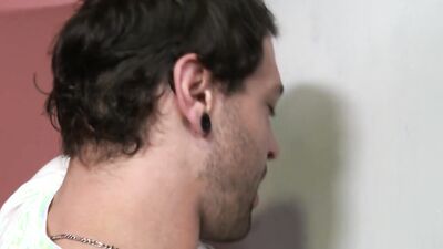 Eddie Danger & Scott Riley are shagging through a glory hole