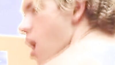 Two amateur gay blokes are having sex in the backyard