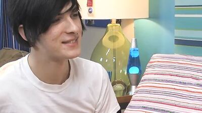 Skinny twinks Preston Andrews and Aidan Chase breeds anal