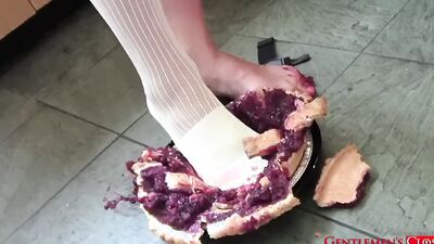 Man in sheer sox fucks and cums on raspberry pie solo