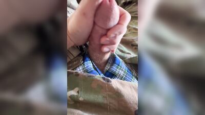 A hot CUMpilation of me jerking off in some blue boxer shorts!! Enjoy the multiple cum shots feet!