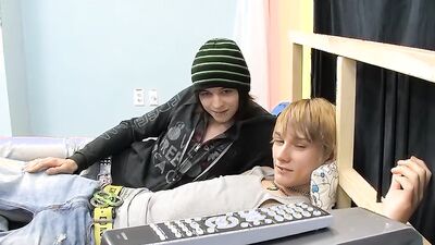Young twinks Christopher Robin and Miles Pride anal breeds