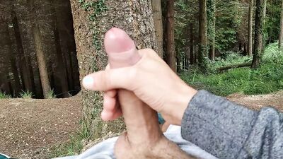 Exhibitionist Walks Naked, Rubs His Big Dick with the Tree, and His Sperm Comes Out Slowly