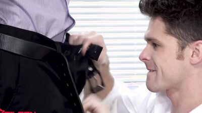 Jock Real Estate Agent SHOVES HIS BBC IN Devin Franco