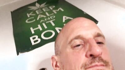 ex military man relaxed on webcam with his huge cock and hot ass