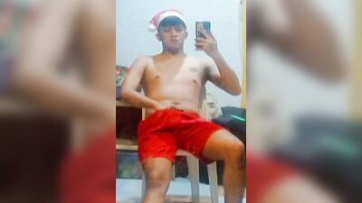 Young Asia X-Mas Teen Boy wanks and eat his cum