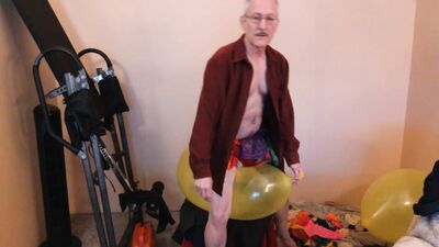 Balloonbanger Video #100 - Sit Pop Giant Balloons (Reissue)