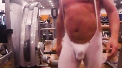 A thorough Tendenze bodysuit gym workout