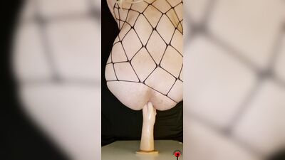 Sissy Massive anal