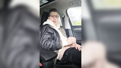 Sneaker fuck in the car