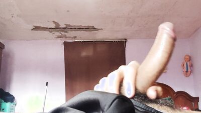 I masturbate in my rich sister-in-law's room