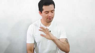 Compañeros heteros casados se hacen sexo oral en un arroyo y terminan penetrandose a pelo! Relato